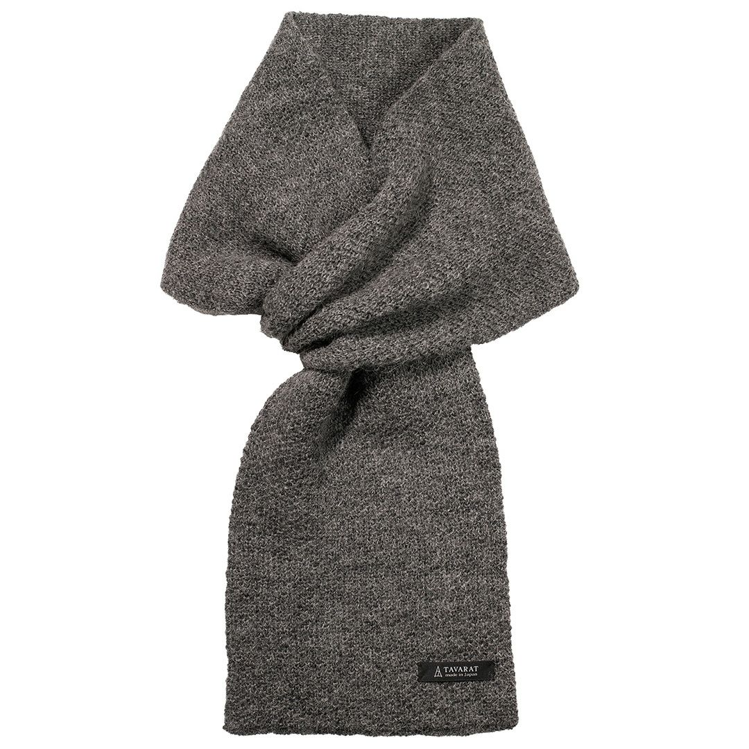 グレー色のアルパカ100% 3秒マフラー。ビジネスにも使える差し込み式のコンパクトマフラー。